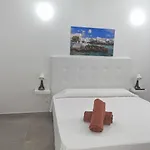 Anjomacar A