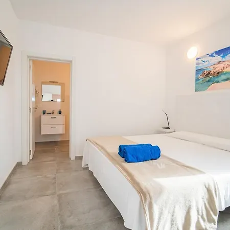 Lejlighed Anjomacar A *